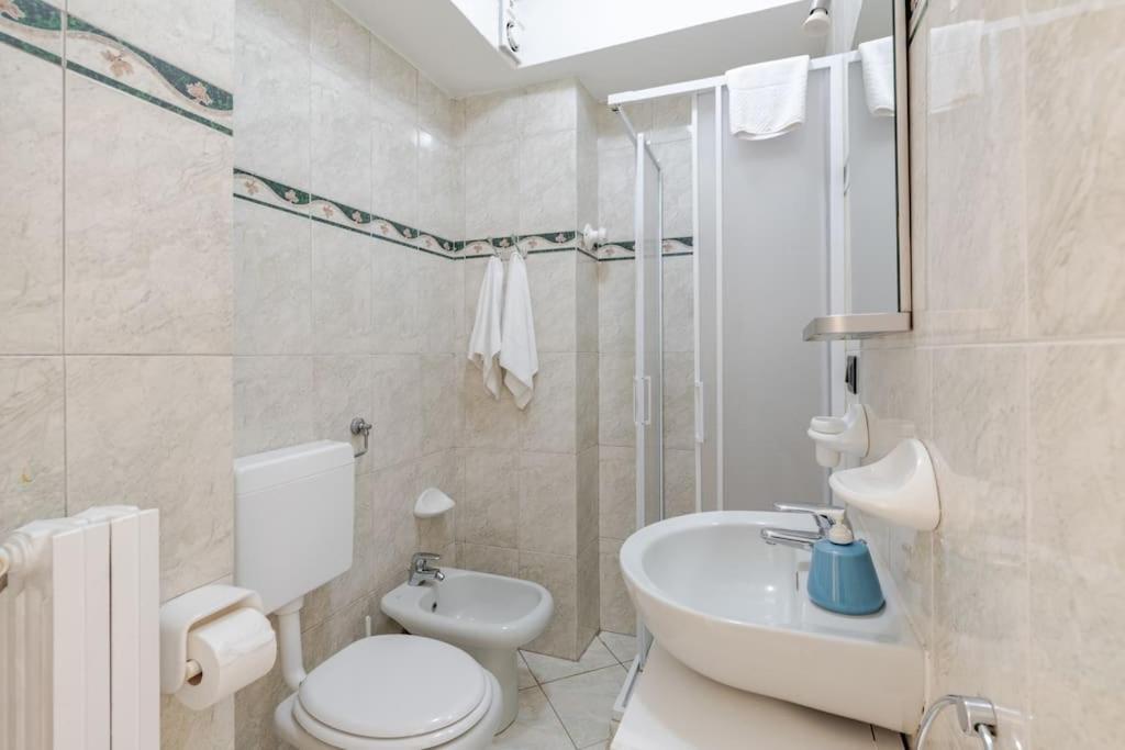 Casa Regina 3, Nel Centro Di Alba! 아파트 외부 사진